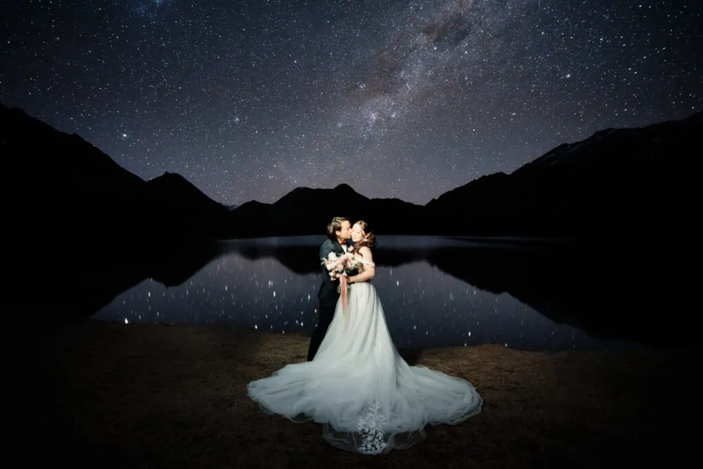 queenstown moke lake starry night shoot photographer pre-wedding