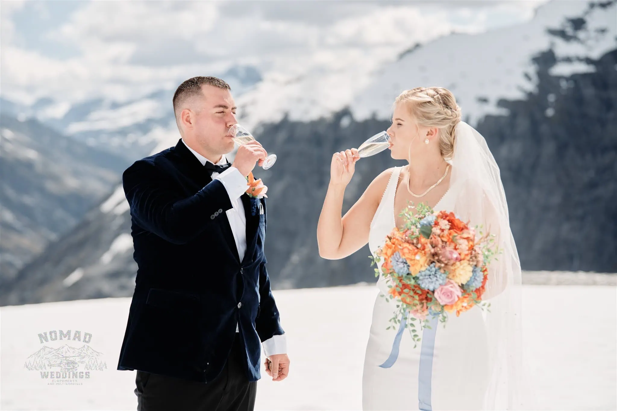 Queenstown New Zealand Coromandel Peak Heli Elopement Wedding Elopement Wedding Photographer Lake Erskine jpg.