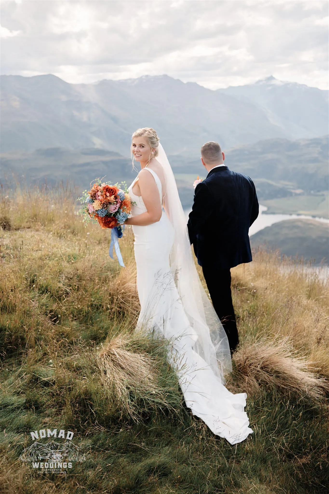 Queenstown New Zealand Coromandel Peak Heli Elopement Wedding Elopement Wedding Photographer Lake Erskine jpg.