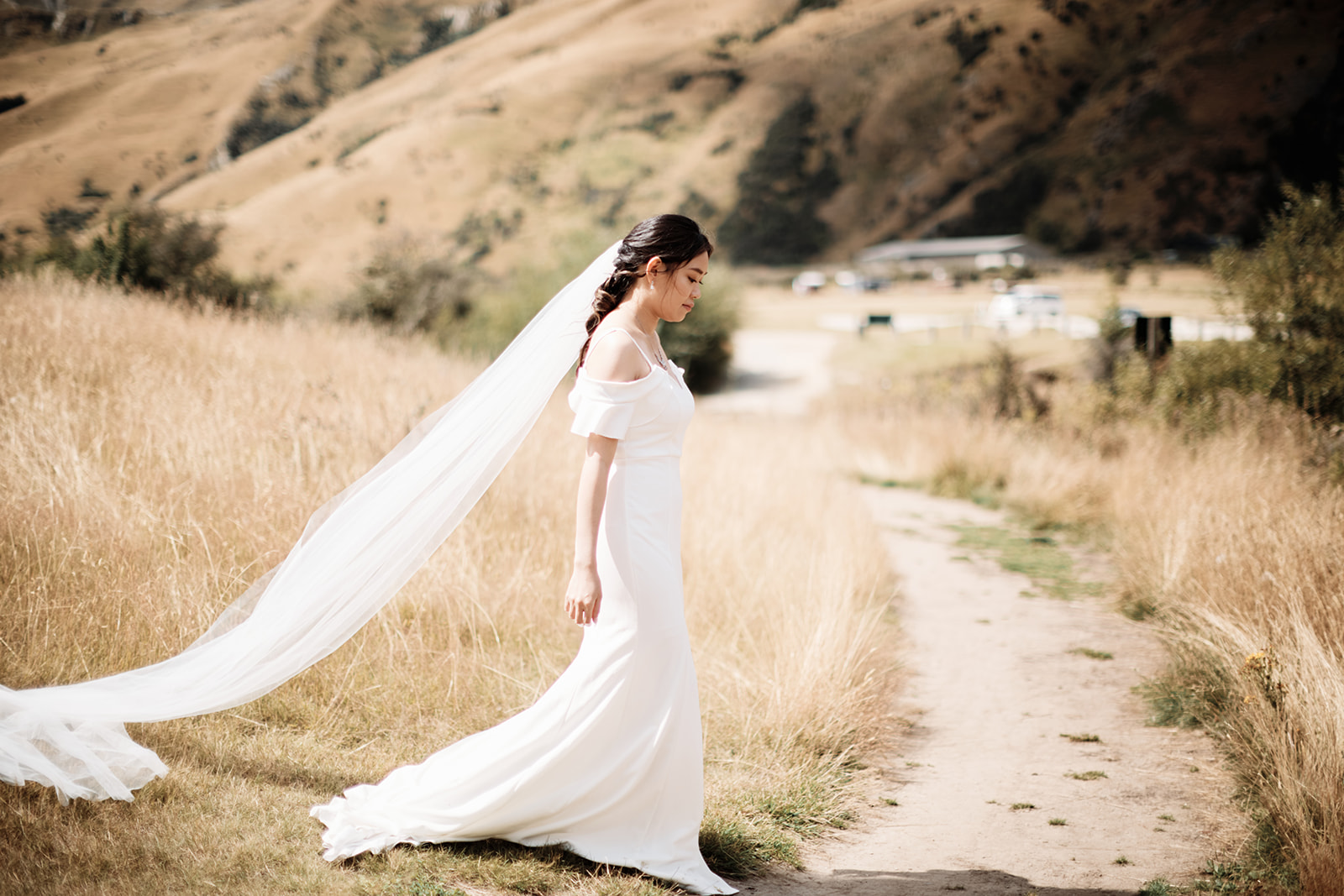 Keywords used: bride, veil, Queenstown Heli Pre Wedding at Cecil Peak

Bride adorned in a veil gracefully strolls through the picturesque Queenstown Heli Pre Wedding at Cecil Peak.