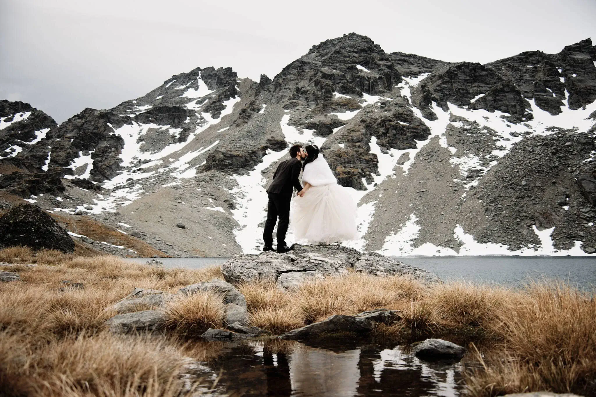 Carlos and Wanzhu share an intimate kiss at Cecil Peak, New Zealand.