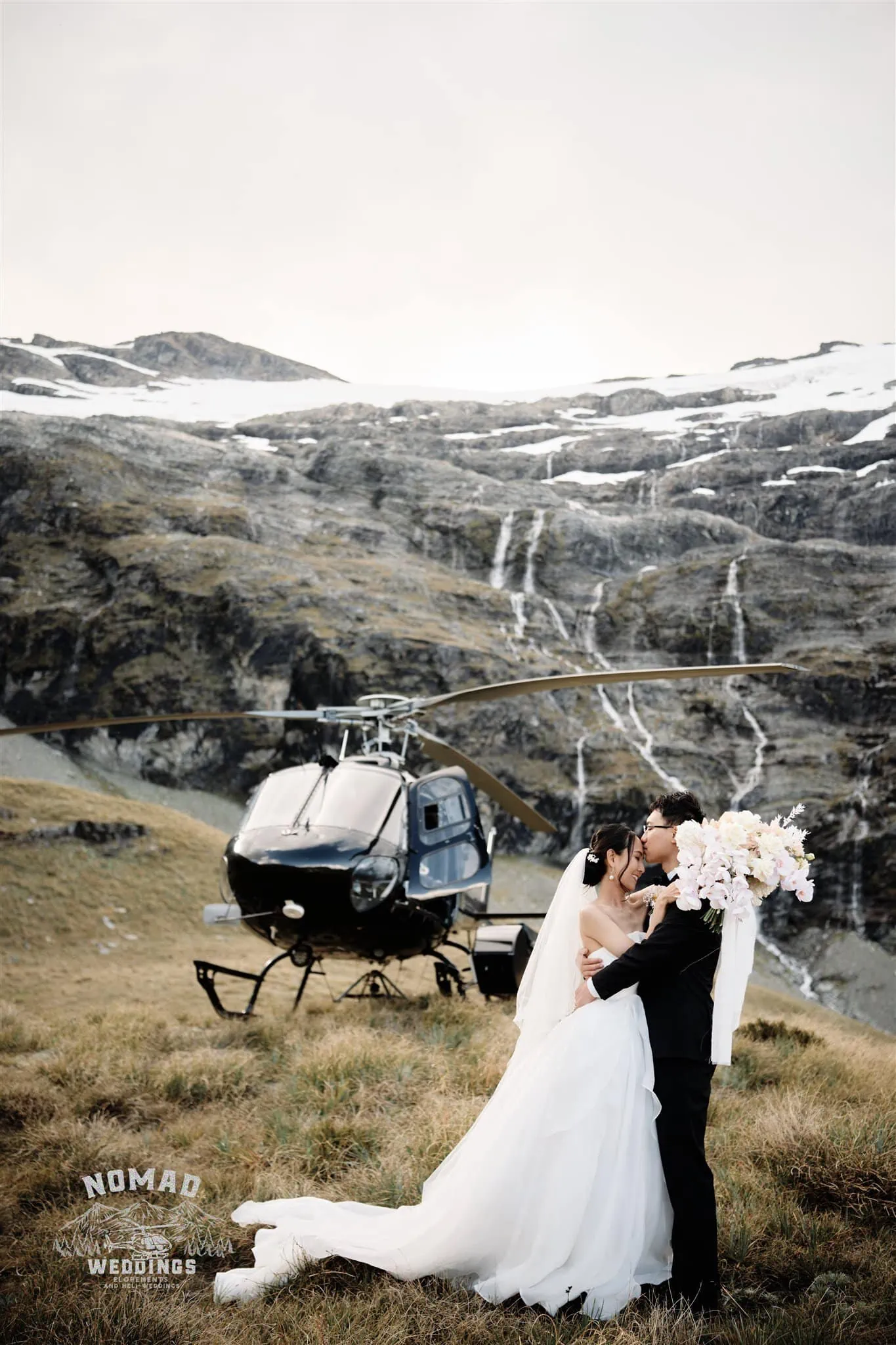 Queenstown New Zealand Lake Erskine Heli Elopement Wedding Elopement Wedding Photographer Coromandel Peak jpg.
