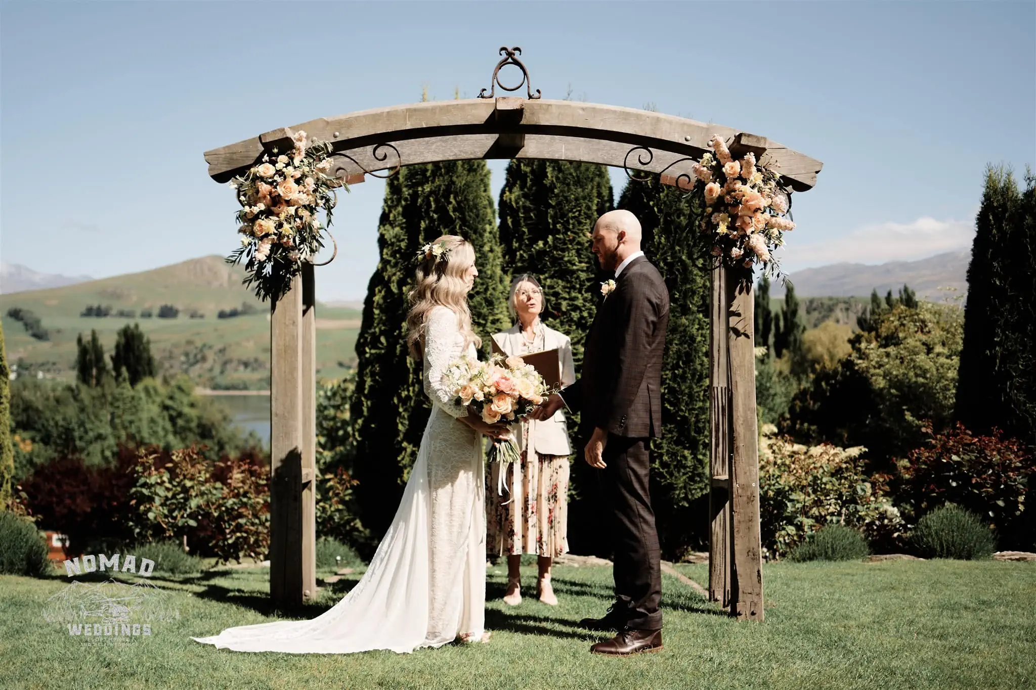 Queenstown New Zealand Stoneridge Estate Elopement Wedding Photographer Lake Wakatipu jpg.
