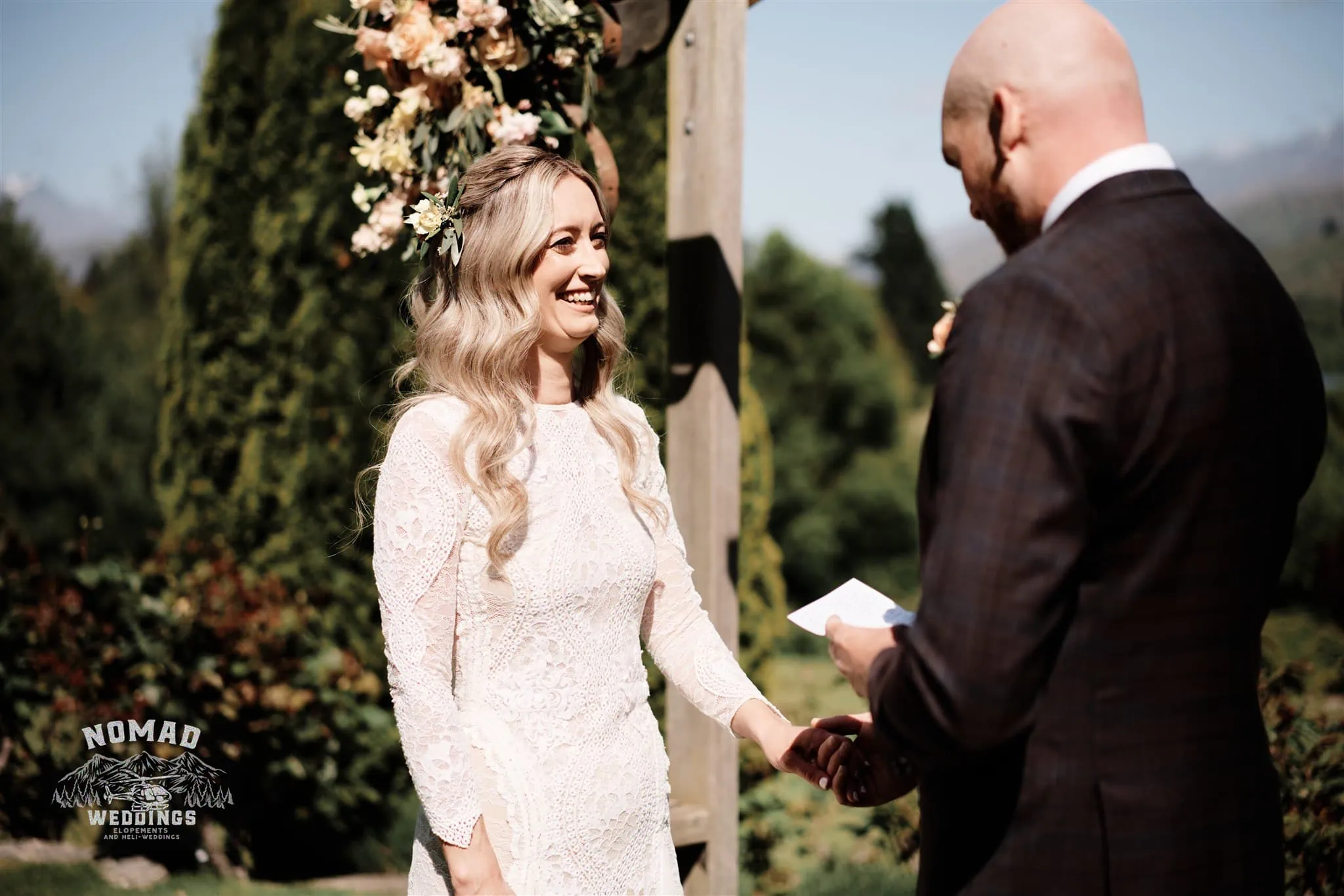 Queenstown New Zealand Stoneridge Estate Elopement Wedding Photographer Lake Wakatipu jpg.

