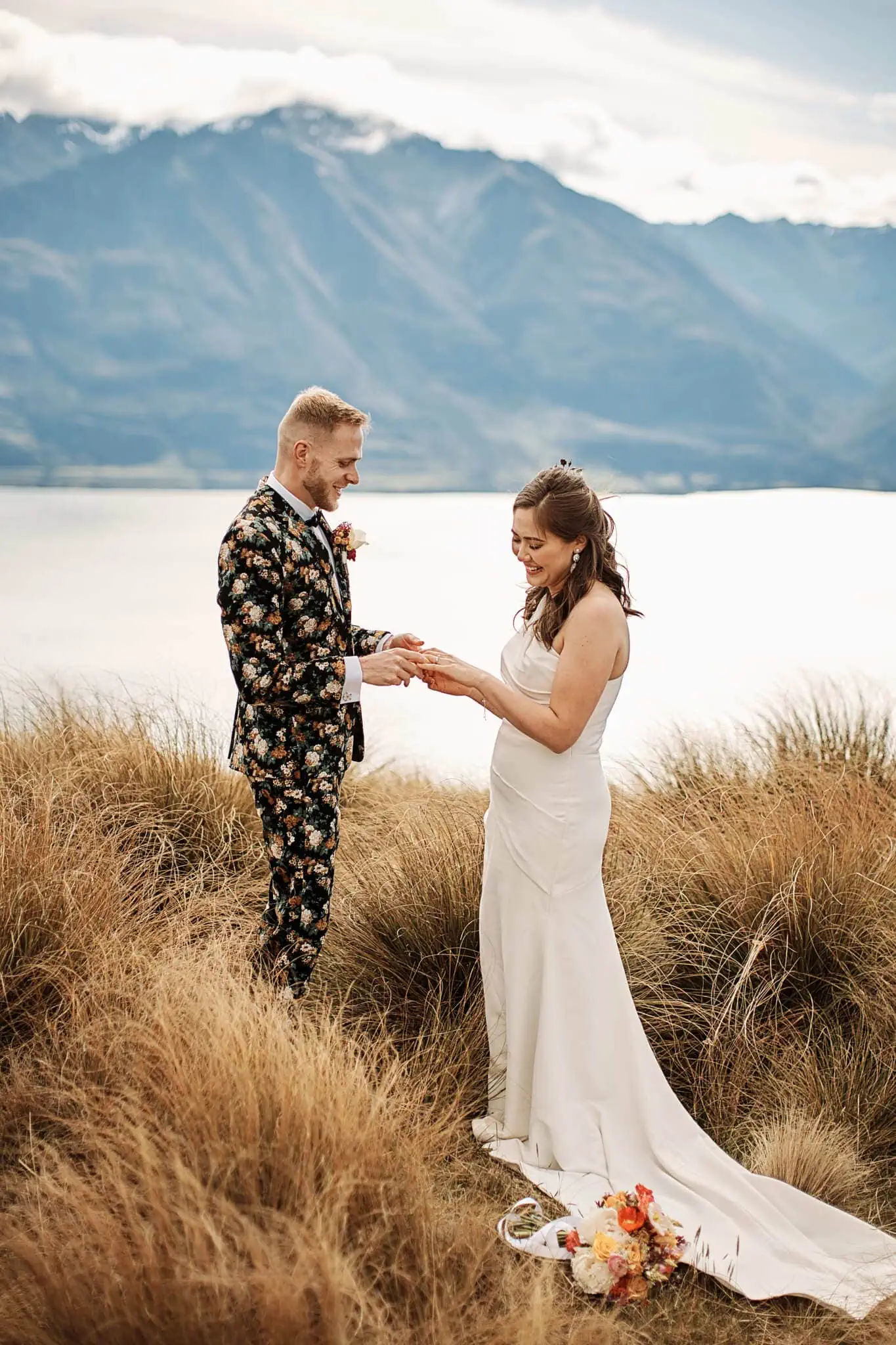 Queenstown New Zealand heli wedding elopement packages photographer Jpg 