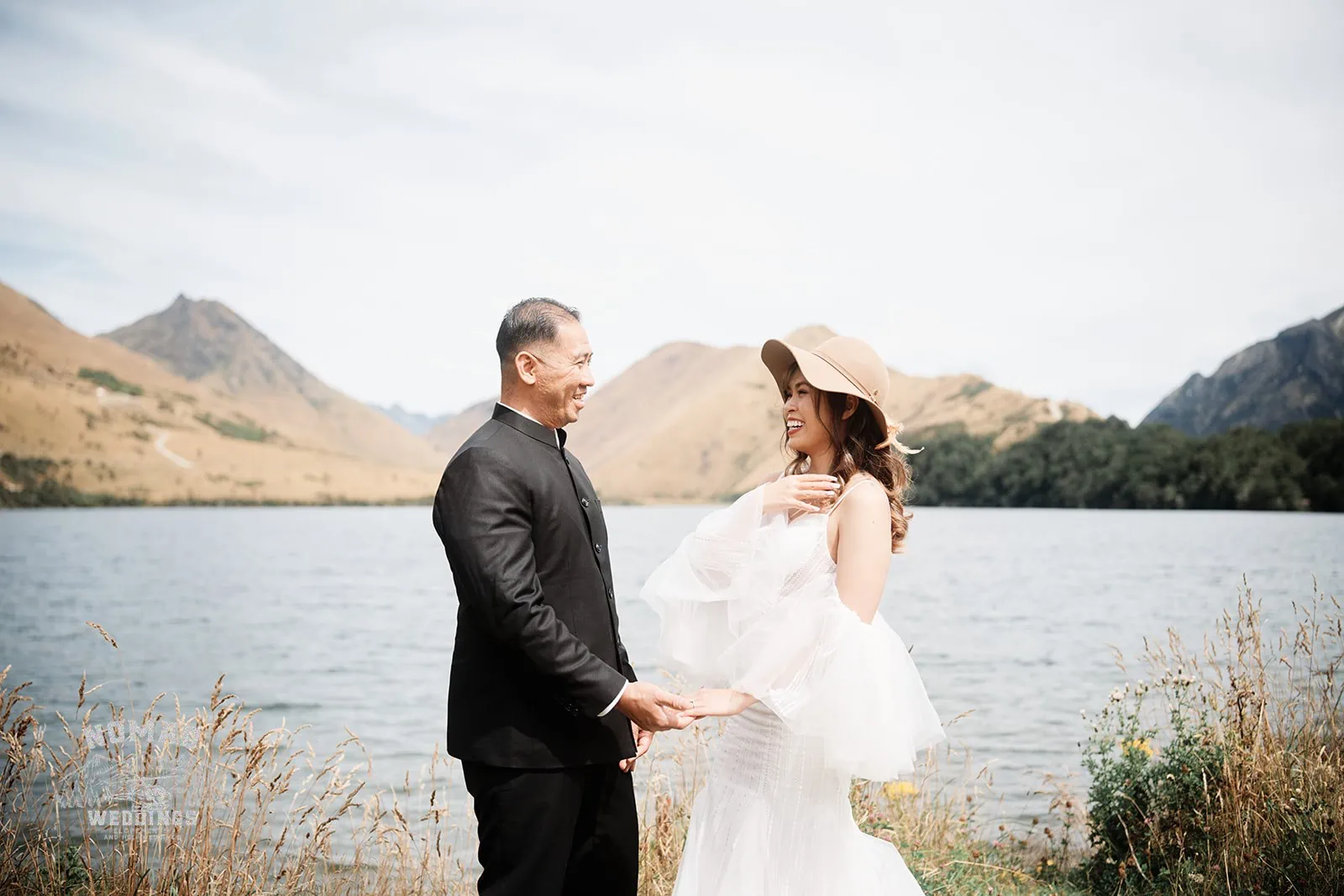 Nhi & Nicholas' Pre-Wedding Shoot in Queenstown NZ with mountains and lake views.