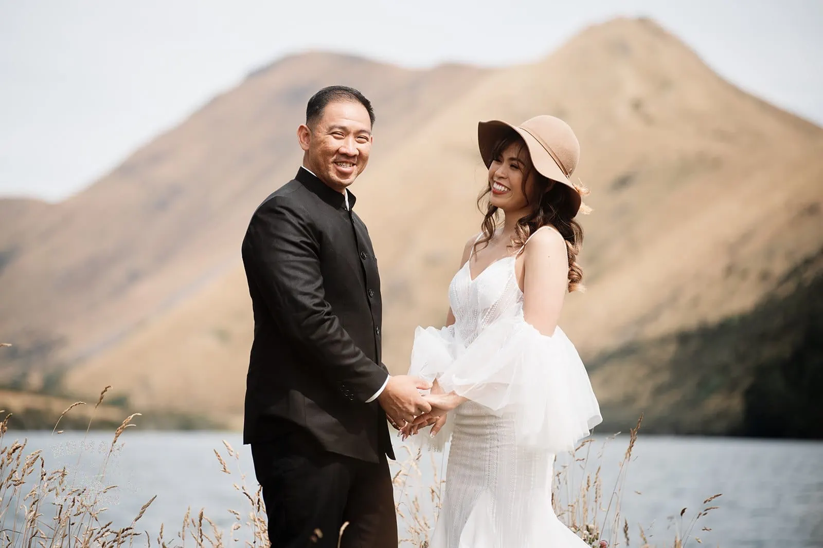 Nhi & Nicholas' Pre-Wedding Shoot with mountains in Queenstown, NZ.