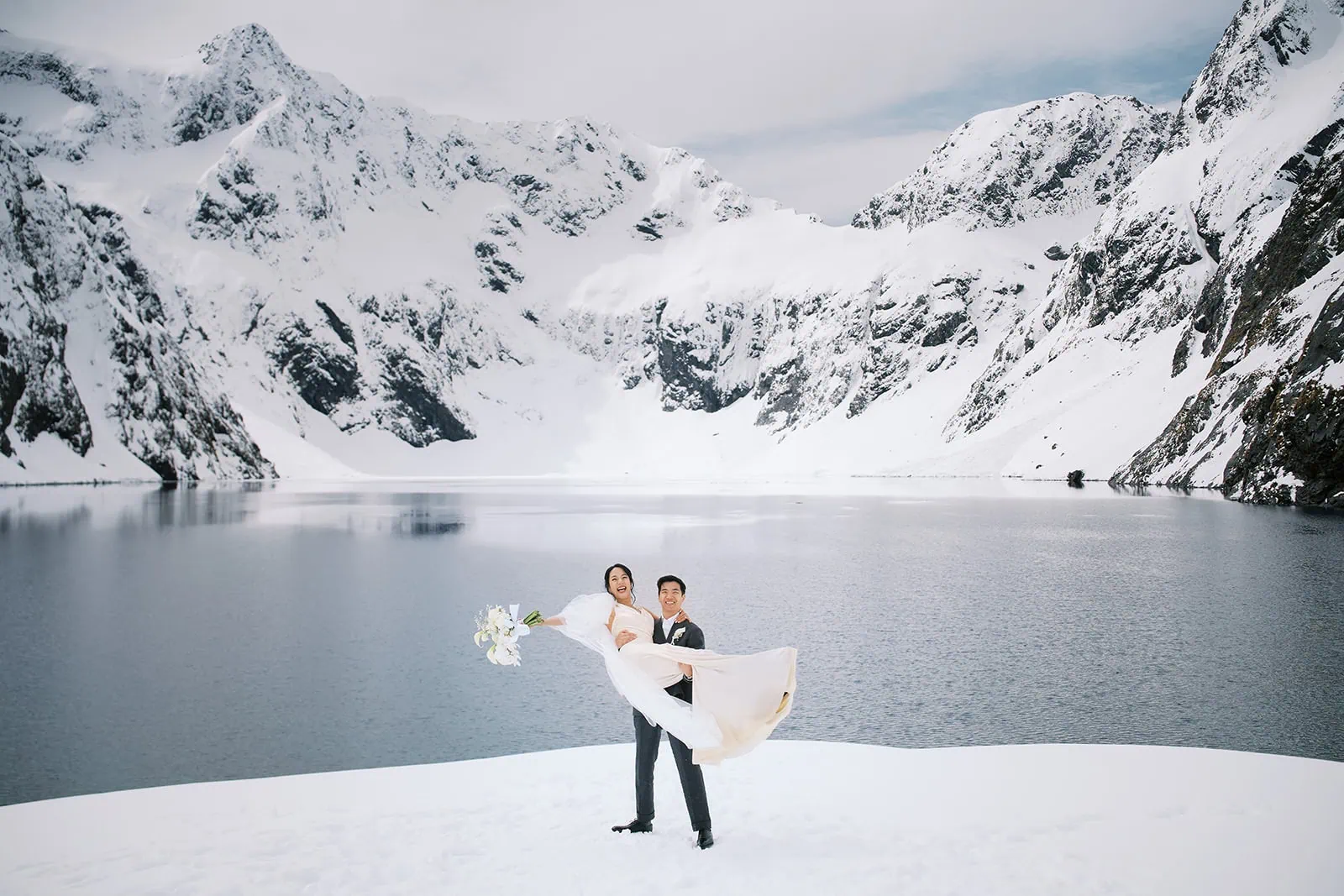 Nicole & Julian – Queenstown Pre-Wedding Shoot